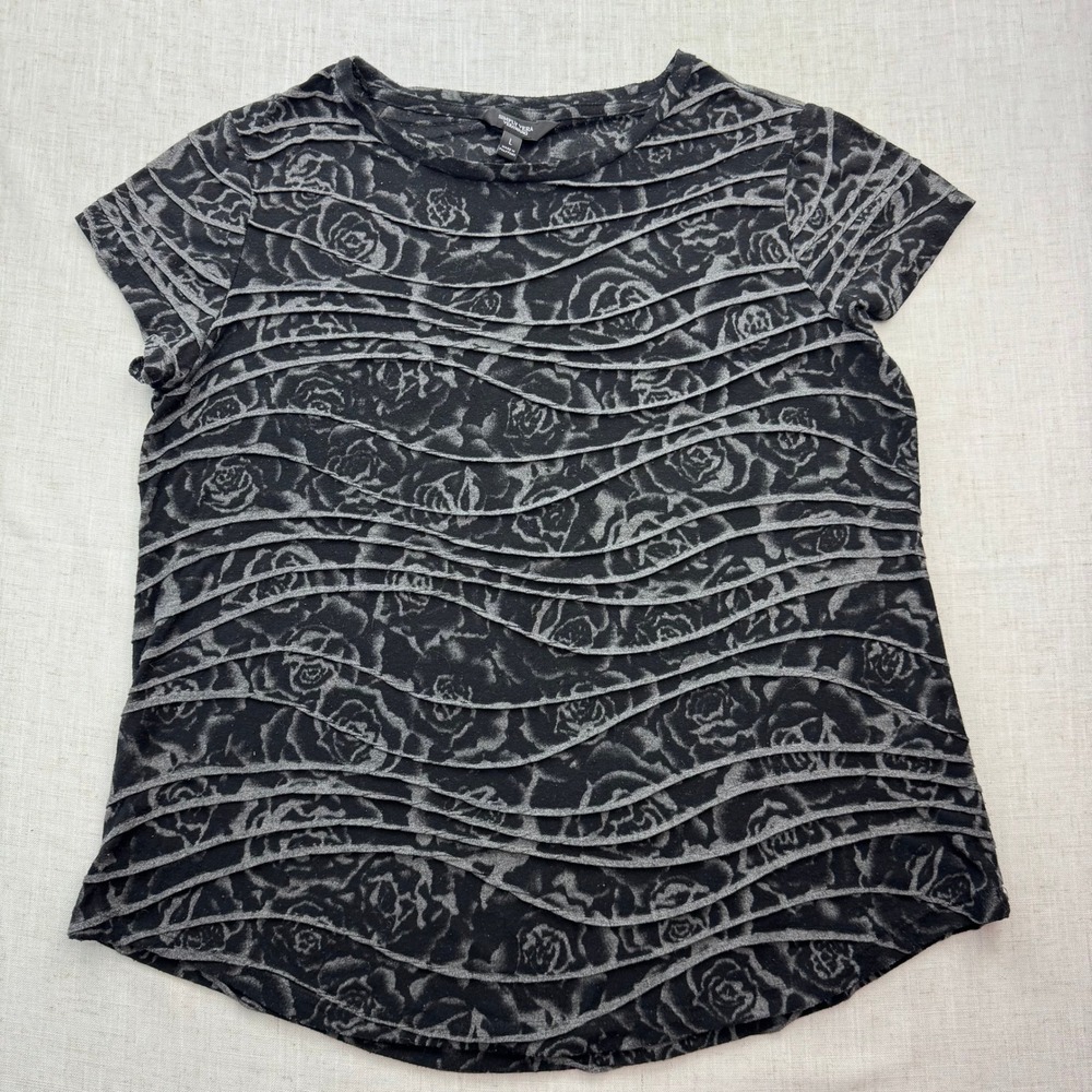 Simply Vera VeraWang Womens Large Black Grey Rose Floral TShirt Short Sleeve Top